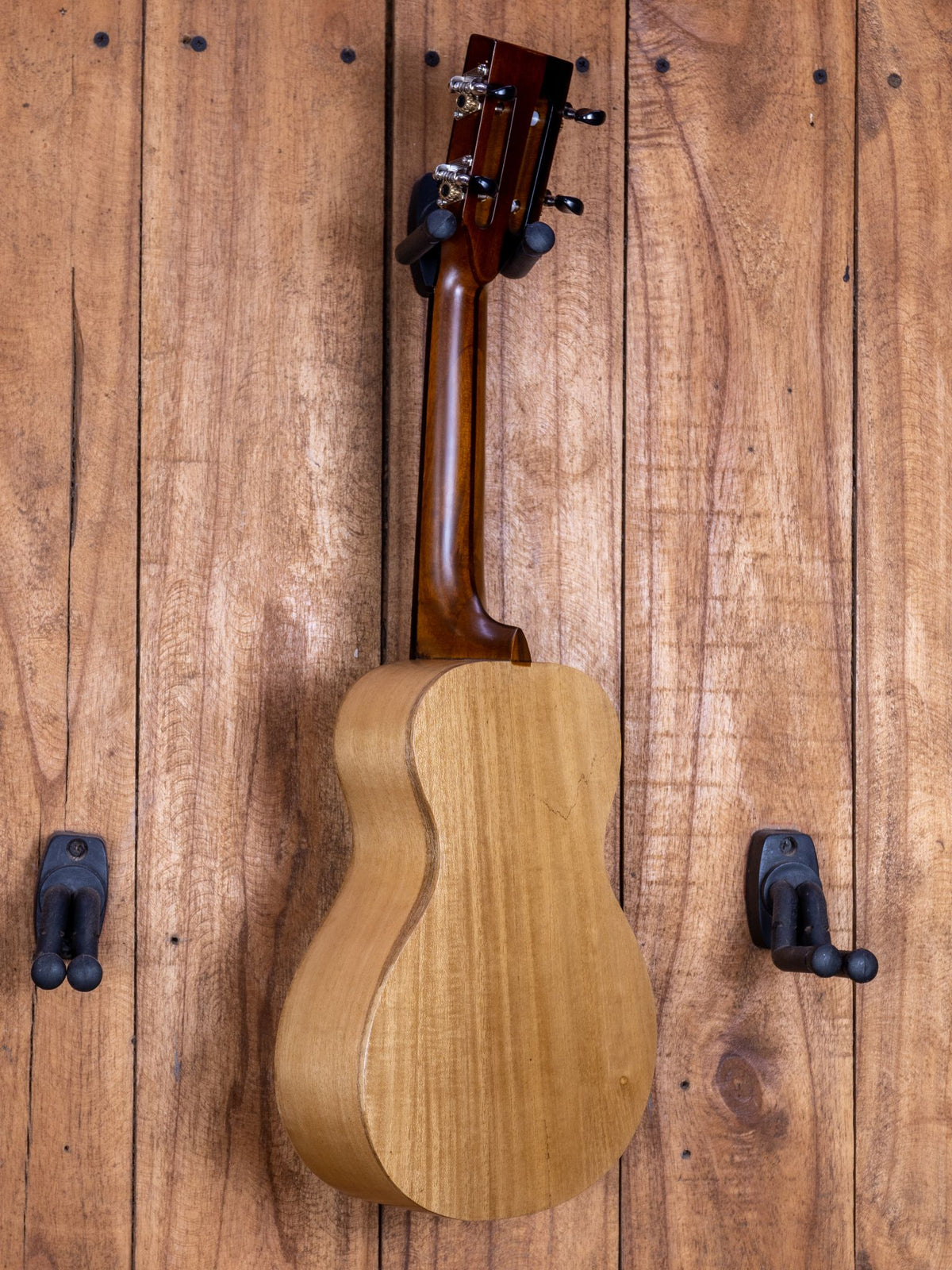 Concert Ukulele — Gmelina Entry-Level