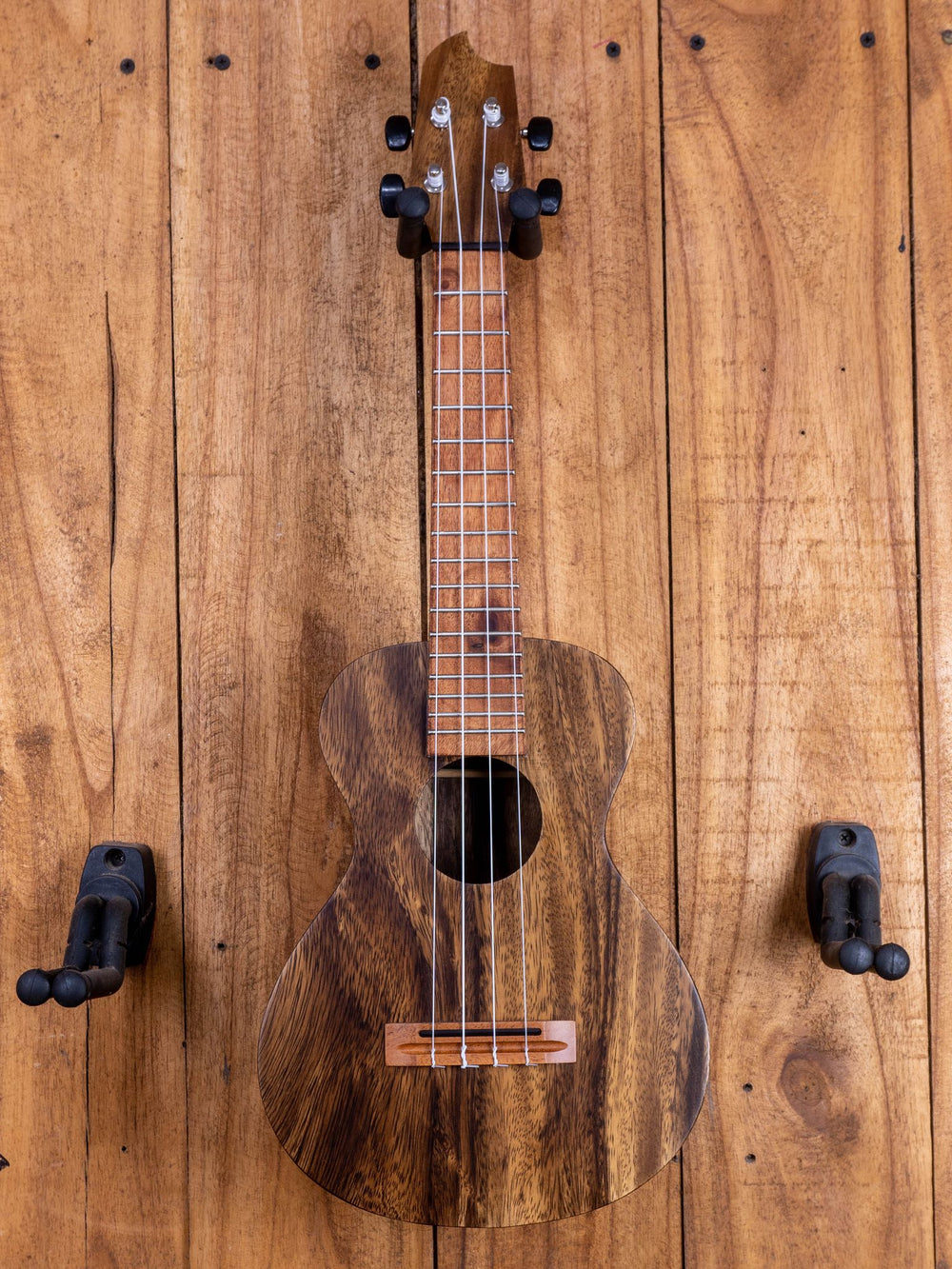 Anj-Series Acacia Concert Ukulele
