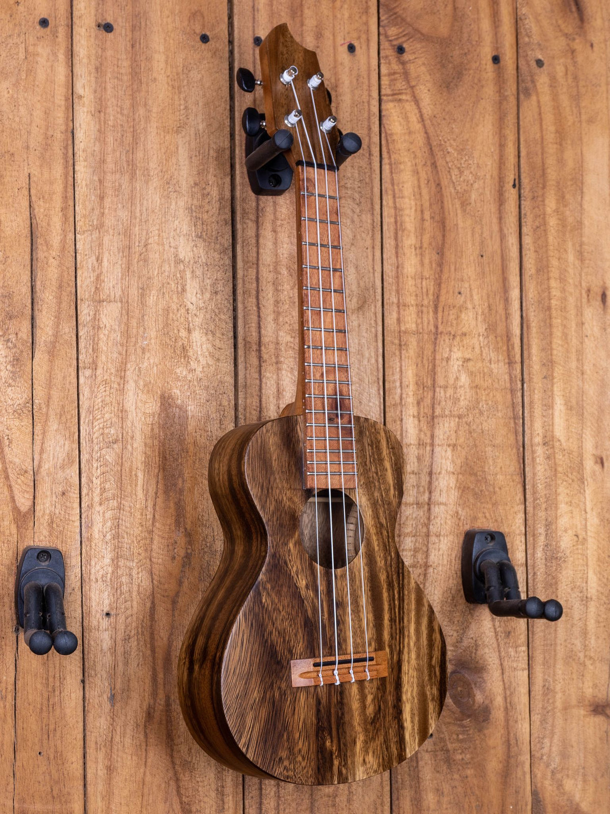 Anj-Series Acacia Concert Ukulele