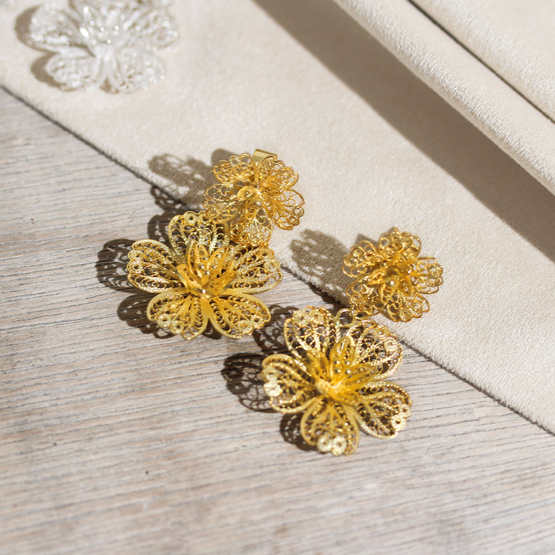2-Way Carnation Filigree Double Drop Earrings