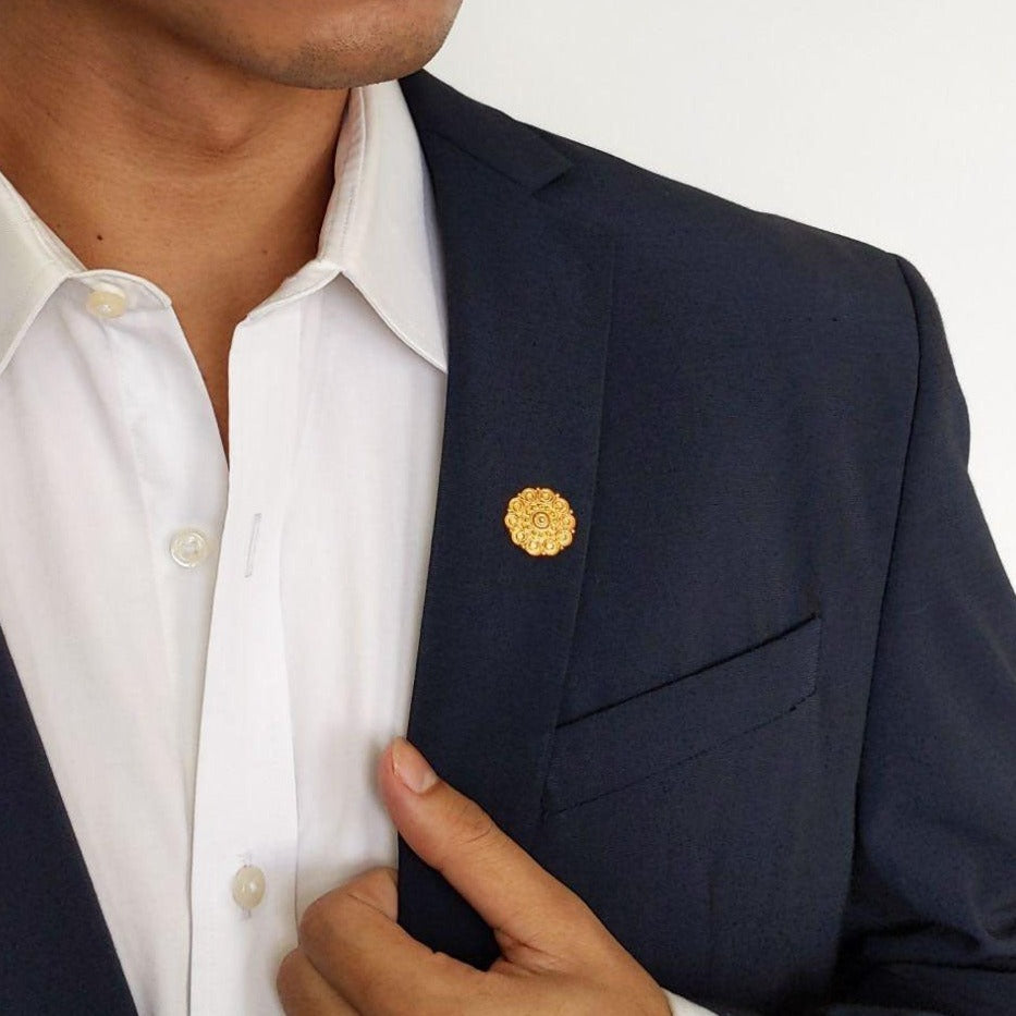 Brigido Gold Filigree Suit Lapel Pin