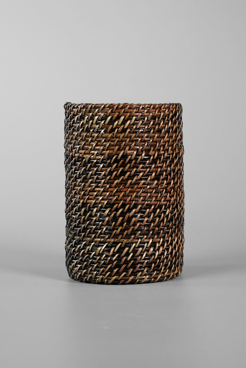 Nito Round Toothbrush Holder