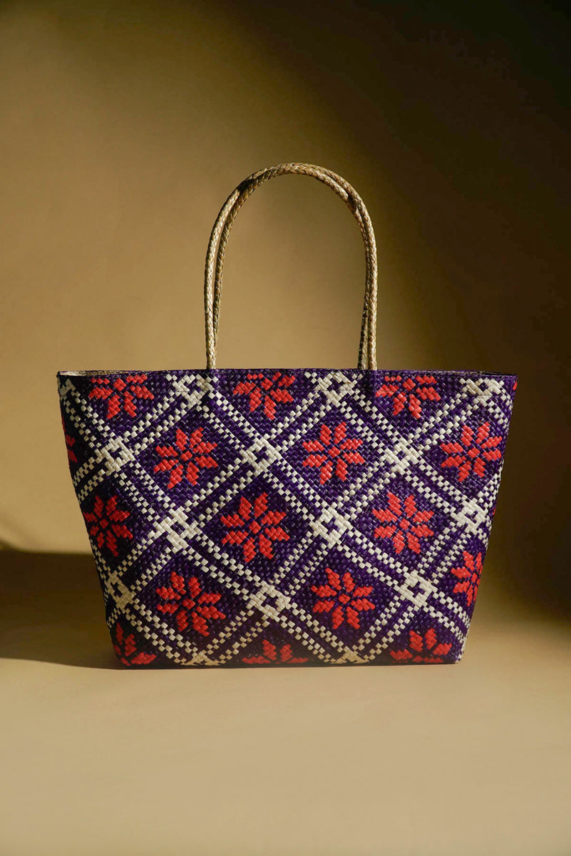 Tikog Handbag with Floral Grid Design