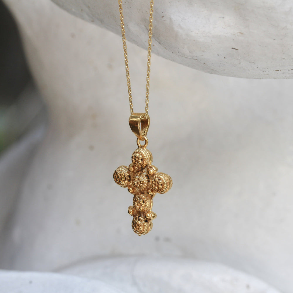 Cross Pendant Necklace