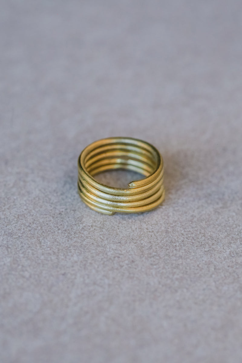 Olo Spiral Ring